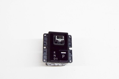 Timonerie cutie de viteze JAGUAR F-PACE X761 2022 OEM: M8A2-14C561-DB,M8A2-14C559-CA,M8A2-14E344-DB 15990181 foto