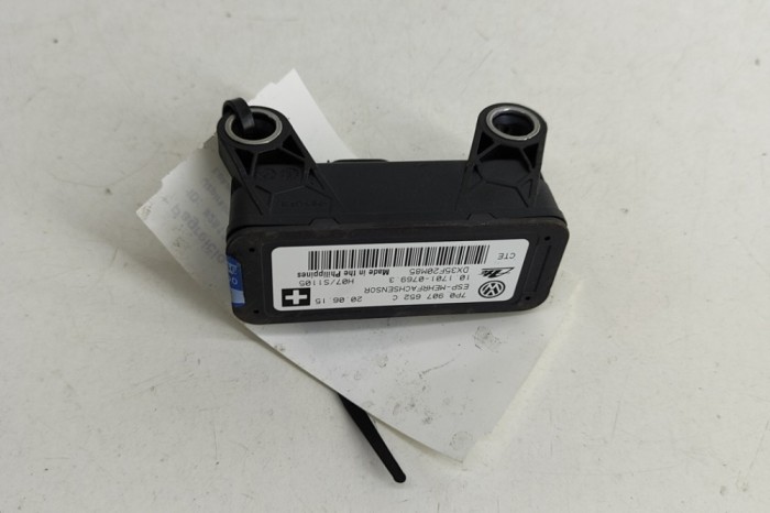Senzor de accelerație VW TOUAREG 7P5 2016 OEM: 7P0907652C,0.1701-0769.3 28137444