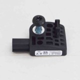 Senzor de impact st&acirc;nga spate TESLA MODEL S 2017 OEM: 1005274-00-B | 4082123