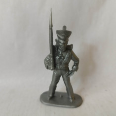 bnk jc Collonil Germania - figurina de plastic - soldat napoleonian