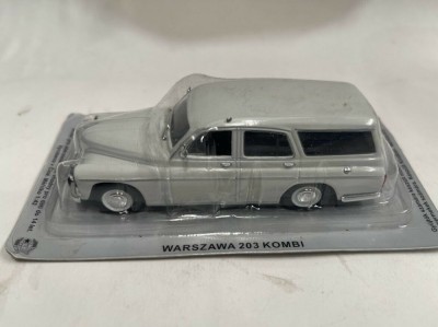 Macheta WARSZAWA 203 KOMBI 1965-DeAgostini Masini de Legenda Polonia, 1/43. foto