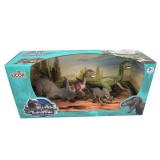 Set 4 dinozauri -Triceratops, Dilophosaurus, Velociraptor si pui de Velociraptor, Mramiz