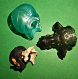 Set 3 piese diferite vintage, cască cupolă transparentă, cască Imaginex DC Batman si cap figurină SF