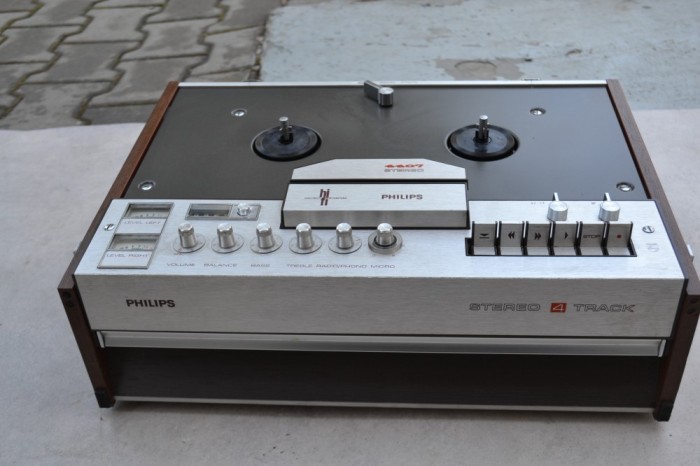 Magnetofon Philips N 4407