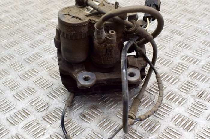 Etrier de fr&acirc;nă dreapta spate BMW i3 I01 2019 OEM: 6883020,6883026 20257839