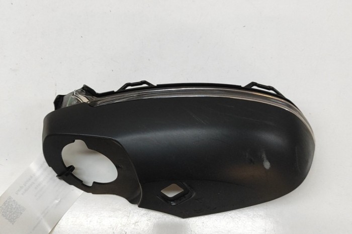 Semnalizare oglinda ușă st&acirc;nga față JEEP Avenger J2 2025 OEM: 9835015980 | 31943818