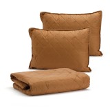 Cumpara ieftin Cuvertura dublu trafic 200x220 Sweet V6 Maro, 2 perne 50x70 cm
