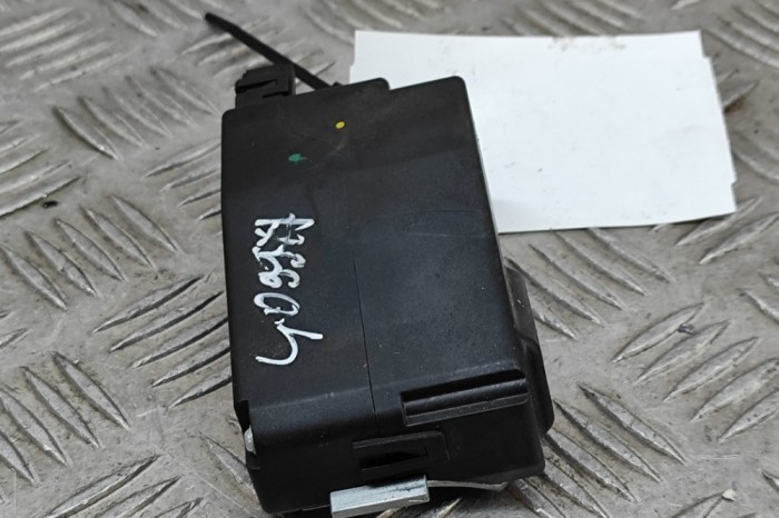 Unitate de control blocare direcție AUDI A4 8K2, B8 2014 OEM: 8K0905852E | 21901373
