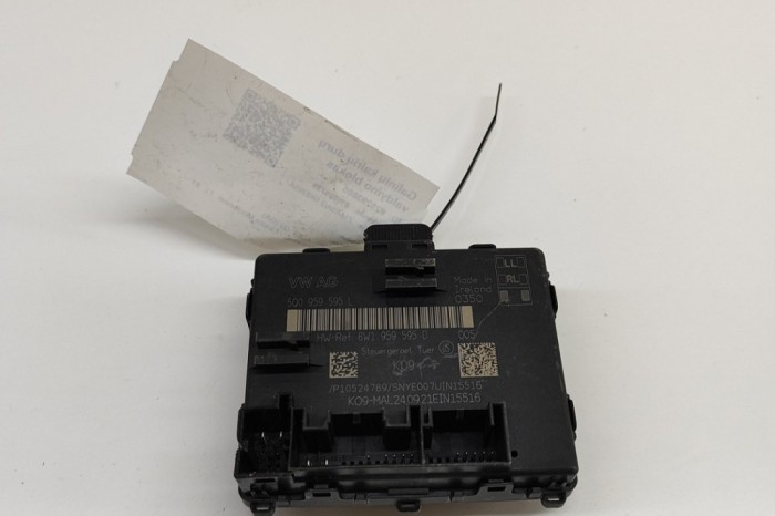 Modul de control ușă st&acirc;nga spate AUDI Q2 GA 2021 OEM: 5Q0959595L,8W1959595D | 28293805