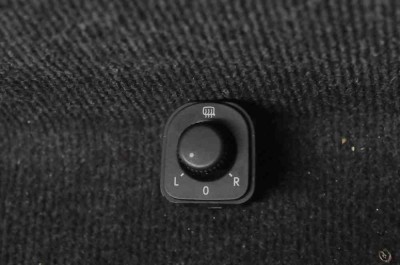 Comutator VW PASSAT Variant B6 3C5 2006 OEM: 1K0959565F 1617374 foto