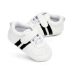 Adidasi bebelusi cu dungi negre (Marime Disponibila: 9-12 luni (Marimea 20