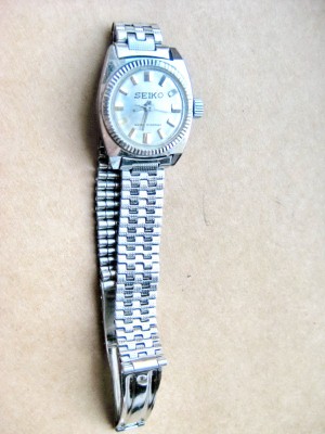 B482-I-Ceas SEIKO dama Swiss nefunctional, antimagnetic, water rezistent. foto