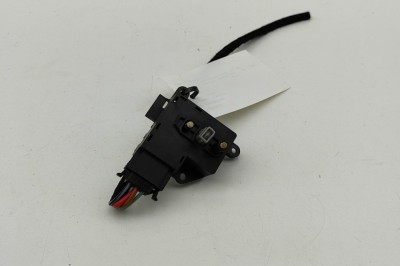 Buton de control scaun dreapta PORSCHE CAYMAN 987 2012 OEM: 99761371401 | 31358306 foto