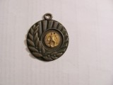 CY - Medalie sport bronz frumoasa veche fotbal / negravata