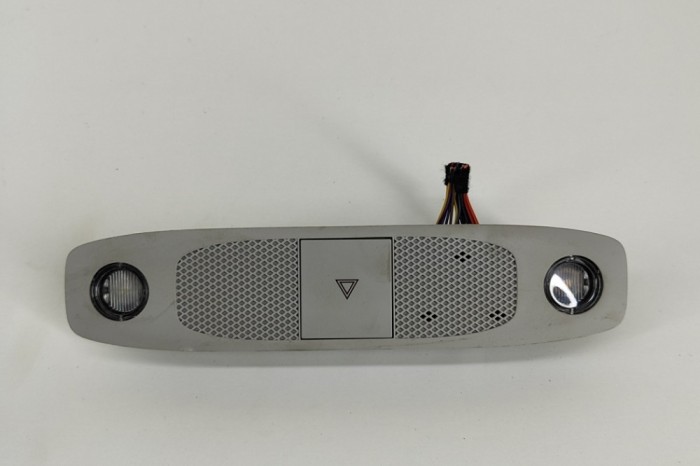 Iluminare interioară TESLA MODEL 3 2021 OEM: 1092573-00-L 28300599