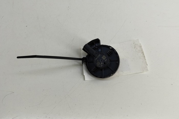 Senzor de impact dreapta față TESLA MODEL X 2018 OEM: 1036762-00-A 30186917