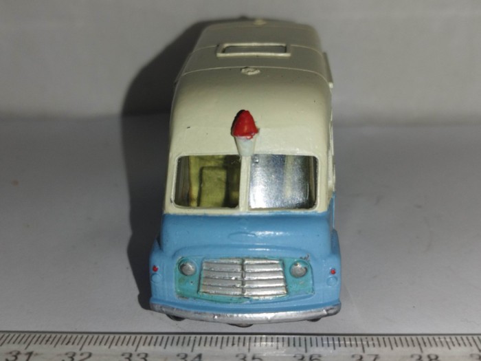 bnk jc Corgi 428 Smith&#039;s Ice Cream Van