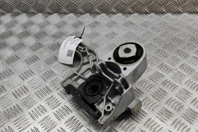 Suport stabilizator dreapta față AUDI E-TRON GT 2022 OEM: 9J1413358A,9J1399111E 30568791 foto