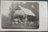 Fotografie tip Carte postala, trei barbati la munte la un popas, anii 40