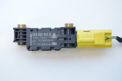 Senzor de impact dreapta spate AUDI A4 8EC, B7 2007 OEM: 8E0959643B 1773485 foto