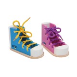 Pantof cu siret din lemn