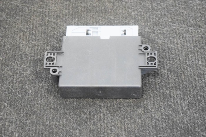 Unitate de control senzor de parcare PDC MERCEDES-BENZ E Coupe C207 2014 OEM: ATW-001,A0009008004,306670 10891906
