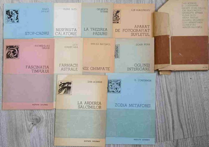 DEBUT. PAMA CU 11 CARTICELE CU POEZII, AUTORI TINERI-COLECTIV-247329