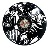 Ceas de perete decorativ realizat din disc de vinil, Model Harry Potter Ron Hermione Magic, Negru, 30 cm