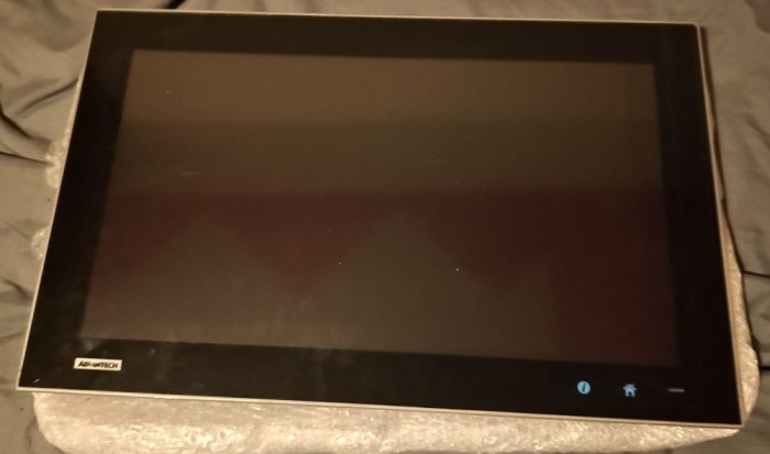 Advantech TPC-1840WP-T3AE