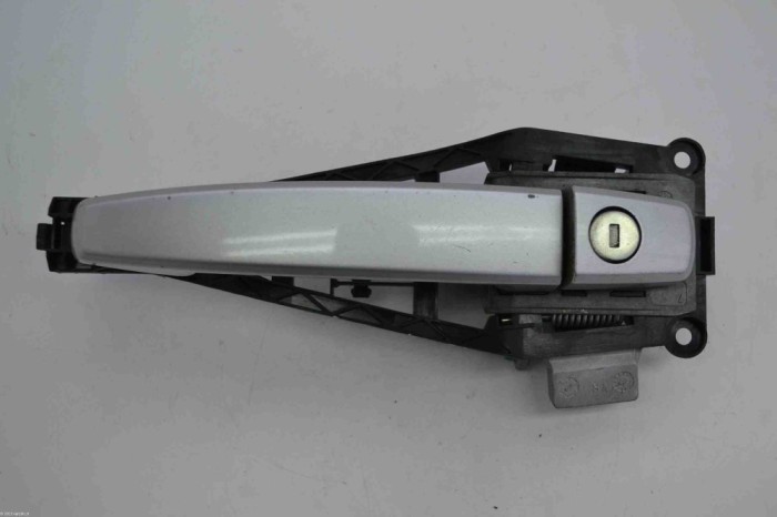 M&acirc;ner exterior ușă dreapta față OPEL ASTRA H L48 2007 2425139