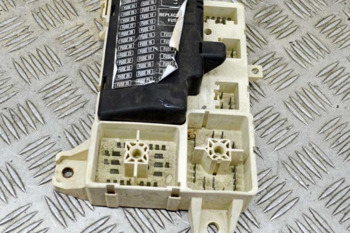 Modul panou de siguranțe JAGUAR S-TYPE X200 2005 13861289