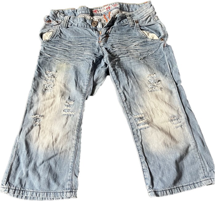 Pantaloni blug , dama, trei sferturi