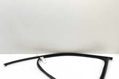 Bandou superior ușă st&amp;acirc;nga față VW TOUAREG CR7 2023 OEM: 760837431B 30768485 foto