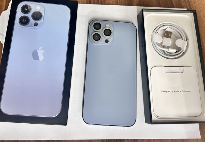 Iphone 13 pro max 256 gb cutie impecabil