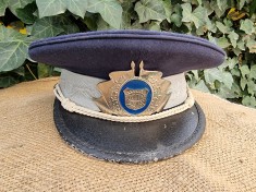 Cascheta de politie din anii 90. foto