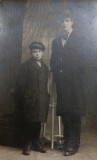 Fotografie tip Carte postala, Barbat si baietel, 1931