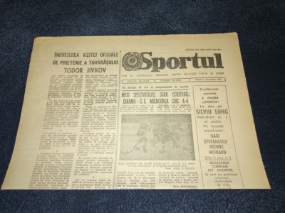 ZIARUL SPORTUL 21 DECEMBRIE 1984 FOTBALISTUL ANULUI foto