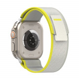 Curea pentru Apple Watch 1/2/3/4/5/6/7/8/SE/SE 2/Ultra (42/44/45/49mm) - Techsuit Watchband (W039) - Yellow / Gray