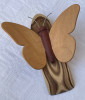 Fluture decorativ din lemn, lucrat manual, semnat TOM KLITSIE, Linkoping 2004
