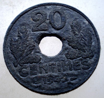 7.170 FRANTA VICHY WWII 20 CENTIMES 1942 3,5g foto