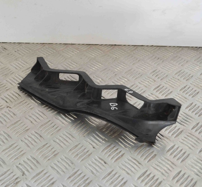Suport bara de protecție dreapta față VW PASSAT B6 3C2 2006 OEM: 3C0807890A 2547218