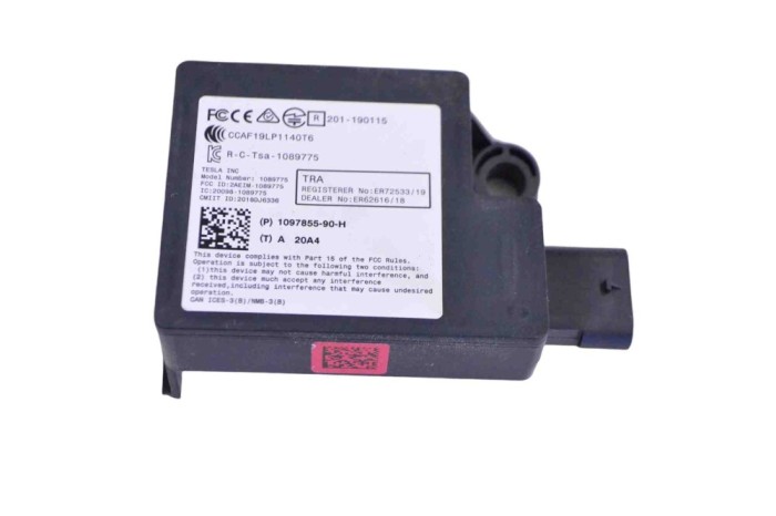 Alt modul de control TESLA MODEL 3 2020 OEM: 1097855-90-H 15019386