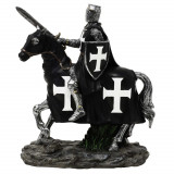 Statueta Cavaler Medieval Templier pe Cal 22 cm, alb cu negru