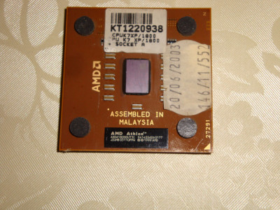 Procesor AMD Athlon XP 1800+ Thoroughbred socket A 462 - de colectie foto
