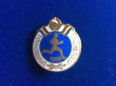 Insigna sportiva - Insigna Romania - Spartachiada tineretului - 1956 foto