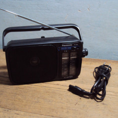 radio Panasonic RF-2400