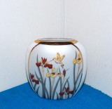 Vază ovală porțelan satinat, decor aur si argint coloidal - Iriși regali si colibri - Otagiri Arita Bussan Japonia