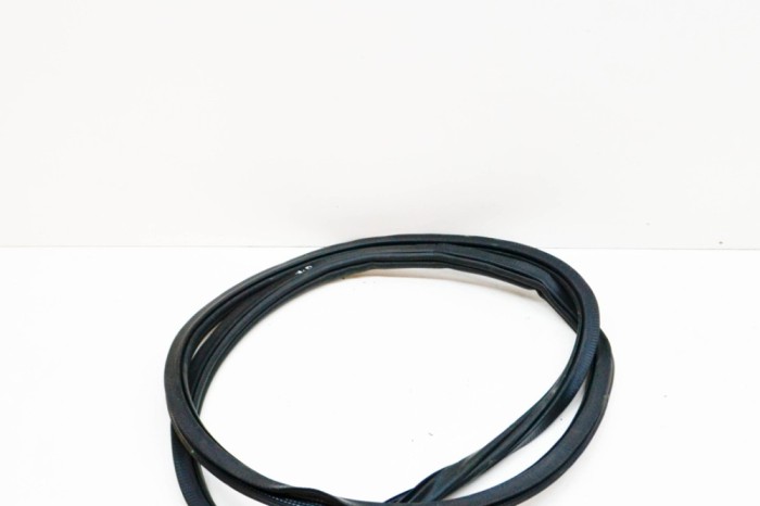 Garnitura ușă st&acirc;nga spate VW ID.3 E11 2020 OEM: 10A867913 | 13973585