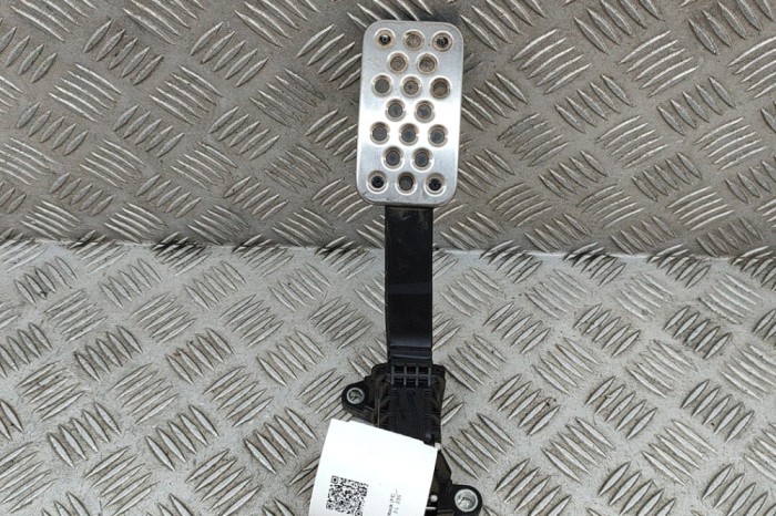 Pedala de accelerație HONDA CIVIC X Hatchback FC_, FK 2018 OEM: 17800-TEA-P130-M4,6PV011673 27531474