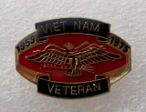 T2. INSIGNA MILITARA USA SUA VETERAN VIETNAM 1959 1975, 25 x 18 mm **, America de Nord